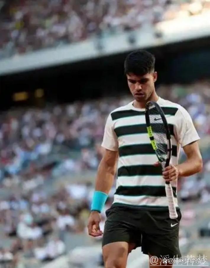 穆塞蒂因伤退赛，阿尔卡拉斯成功闯入决赛